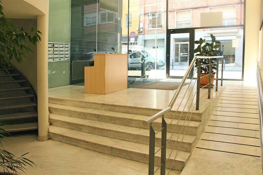 Yays Sagrera Boutique Lejlighed *